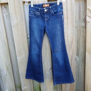 EUC Girls Old Navy Size 7 jeans with flare leg